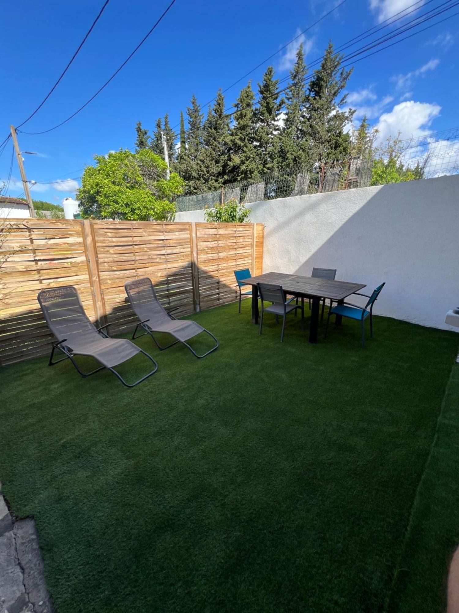 Appartement T2 Avec Jardin Puget-sur Argens Exterior foto